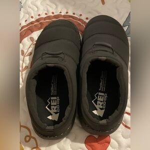 REI COOP mens size 4 womens 6 unisex